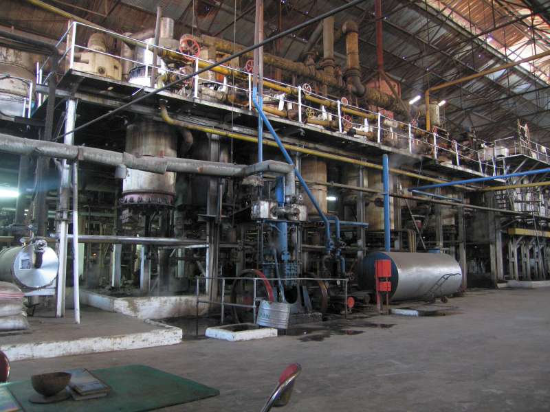 Pabrik Gula Wringinanom: Saftwärmer / Pemanas-pemanas nira
