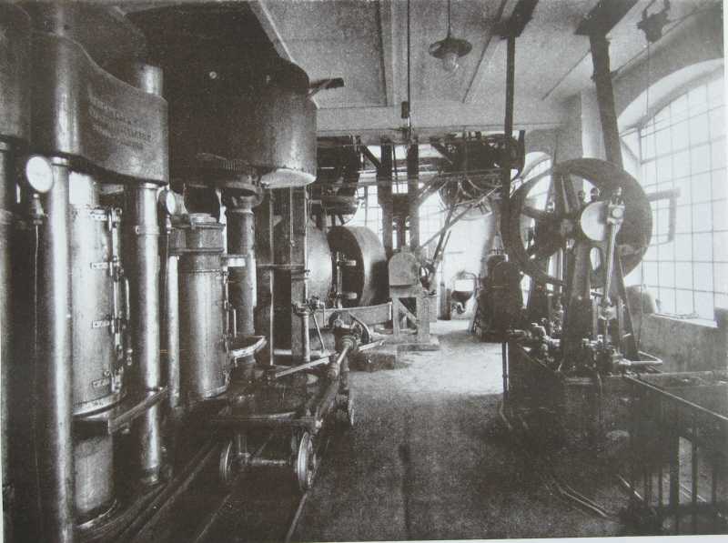 Adolf Filss: Pressenanlage und Mühle