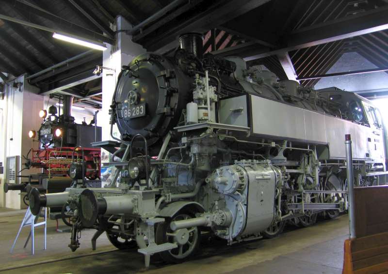 Dampflokomotive: Ansicht von links, in Fotografieranstrich