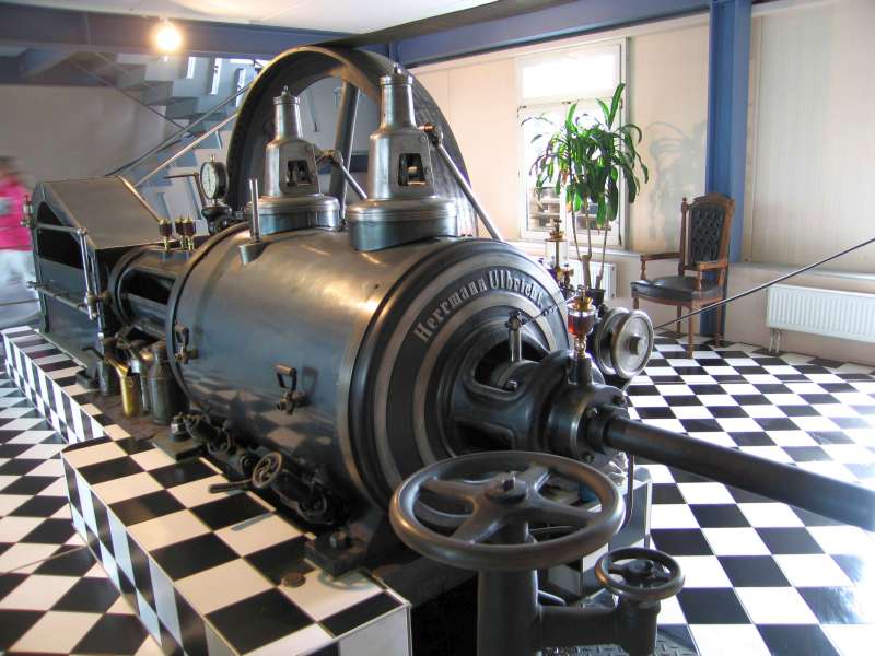 Dampfmaschine: Zylinder vorn (Ehnert, Leubsdorf)
