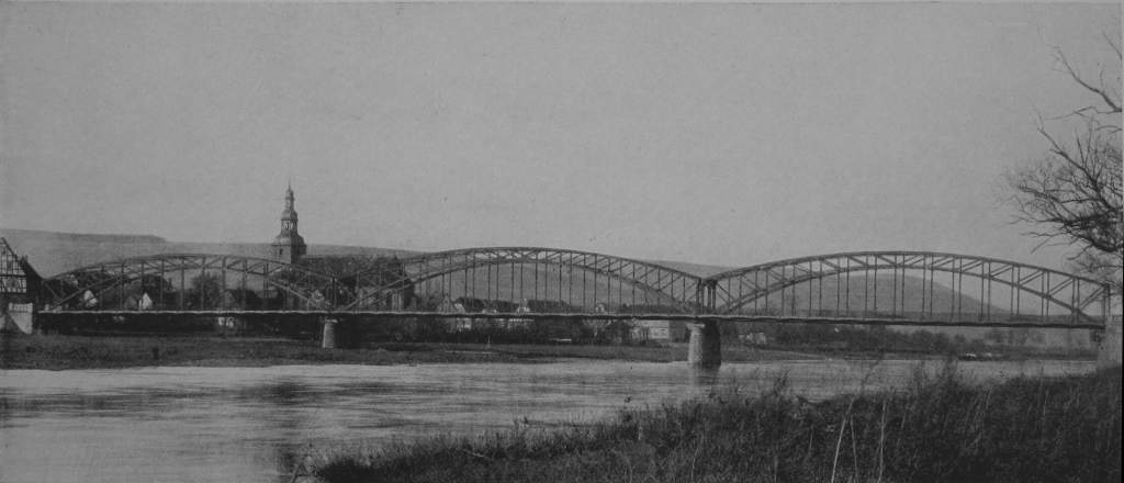 Weserbrücke bei Beverungen
