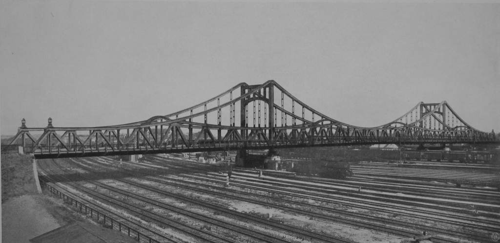 Hindenburg-Brücke, Halle