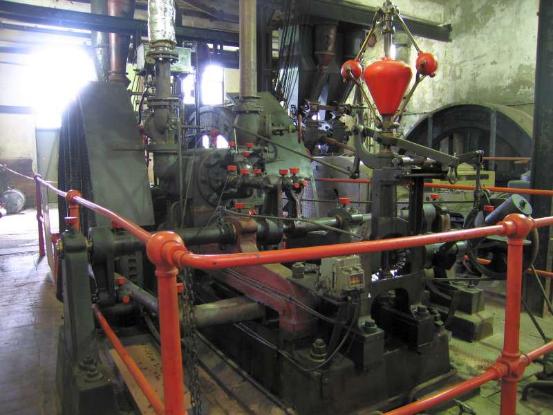 Brikettpresse: Dampfmaschinen-Teil