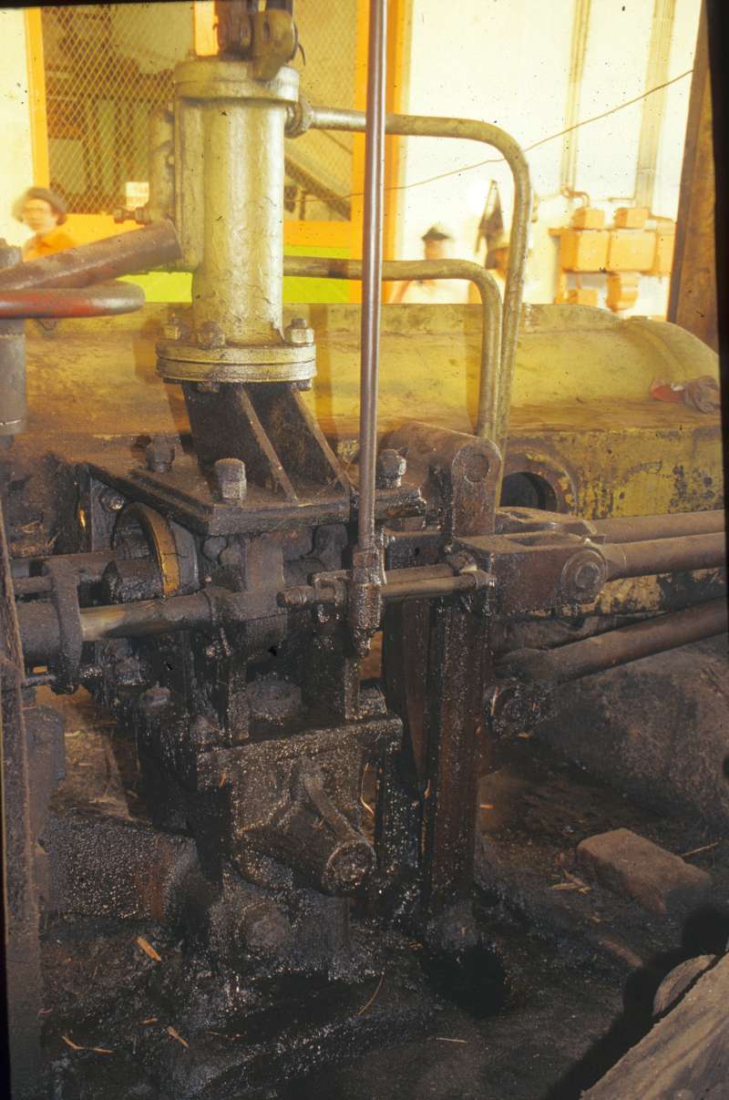 Dampfmaschine: Schieberstangenführung