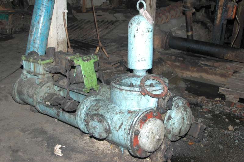 Dampfpumpe: Pumpzylinder vorn rechts