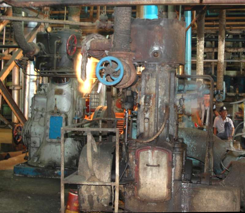 PG Pangka: Zwei Schnelläufer-Dampfmaschinen zum Antrieb von Kreiselpumpen für Einspritzwasser