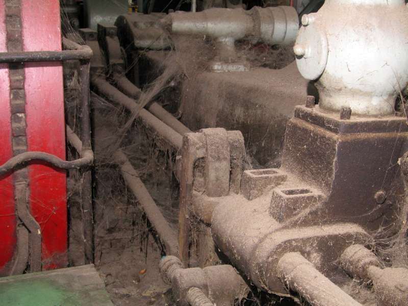 Dampfmaschine: Umsteuerung und Reglerantrieb