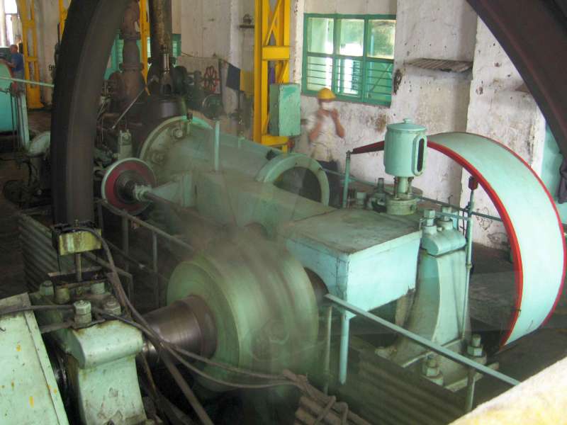 P.G. Jombang Baru: Mühlendampfmaschine
