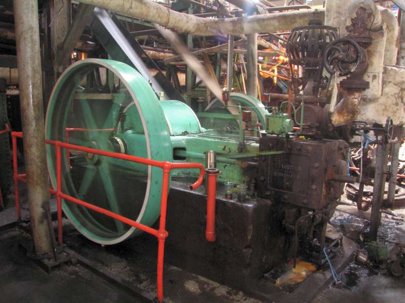 P.G. Candi Baru: Dampfmaschine
