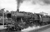 Dampflokomotive: 50 2968, vor Zug; Bf Singen