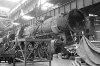 Dampflokomotive: 50 077, in Ausbesserung; AW Lingen Werkhalle